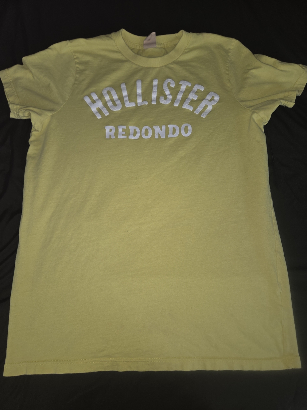 Y2K Vintage Hollister Yellow Graphic 'Redondo' Tee